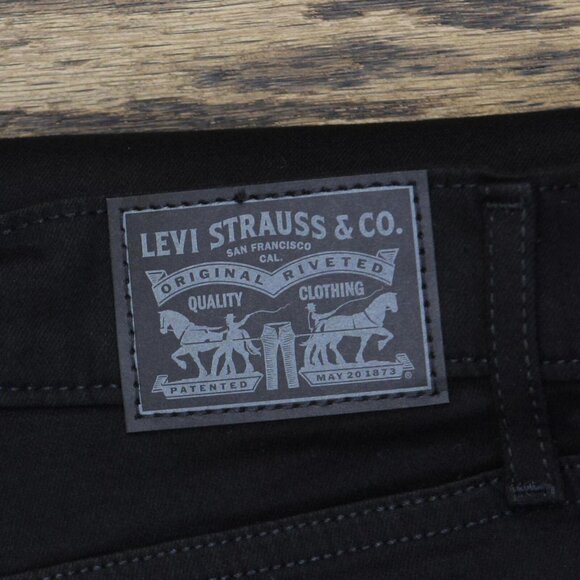 NWT Levis Womens 311 Shaping Skinny Jeans 1533381 33 Black - Picture 6 of 6